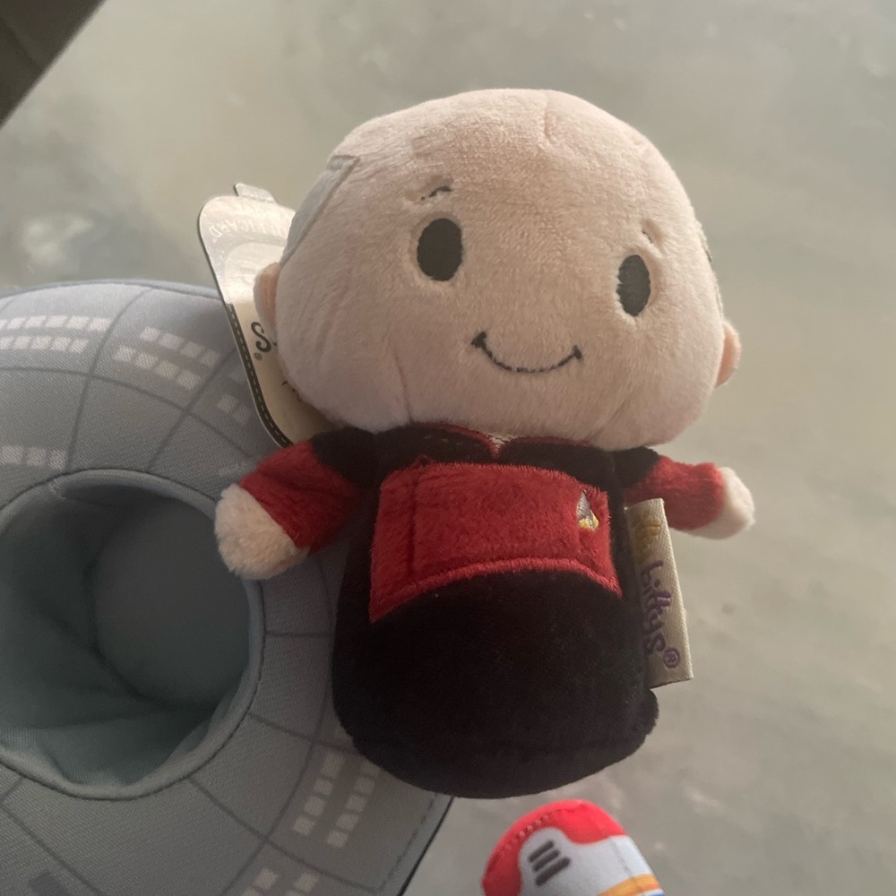 Hallmark itty bittys Star Trek plush toys U.S.S. Enterprise NCC-1701-D Rare HTF - Picture 11 of 13